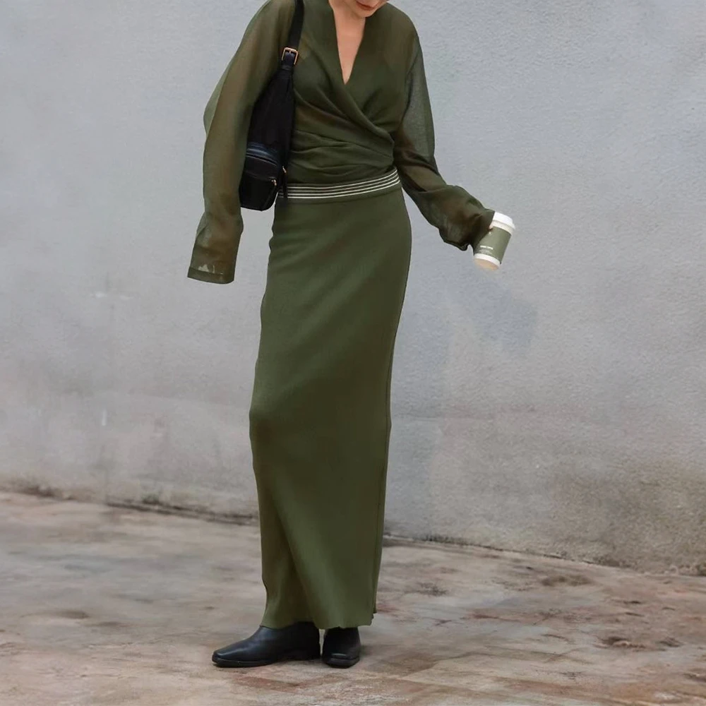 秋季韩系穿搭一整套女2025新款流行绿色V领交叉上衣包臀半身长裙