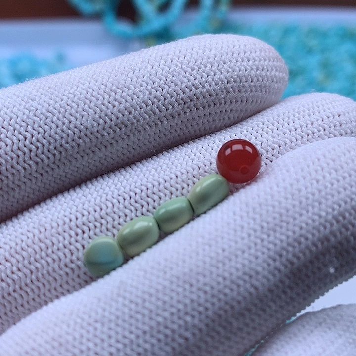 南红玛瑙未镶嵌珠宝奇石