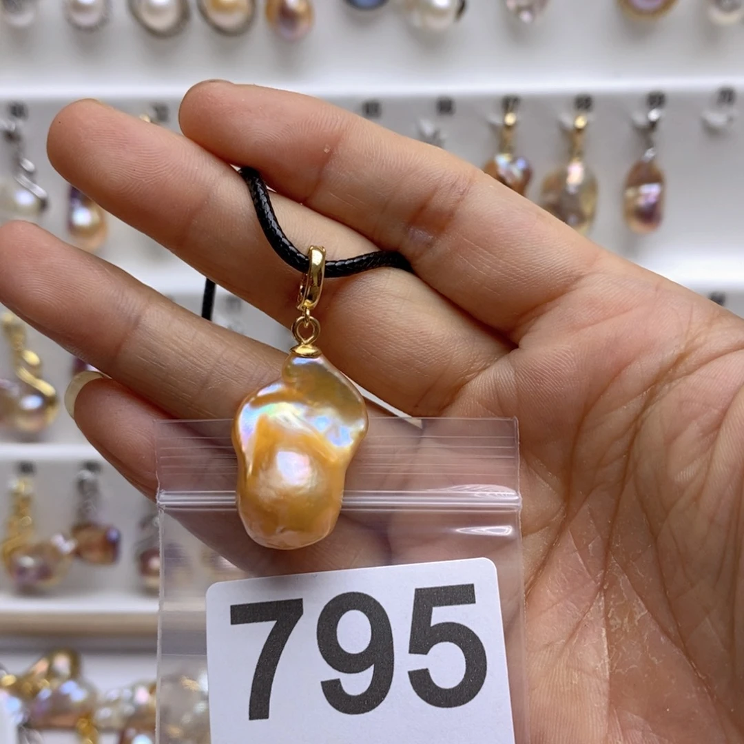 淡水珍珠颈饰银S925镶嵌795