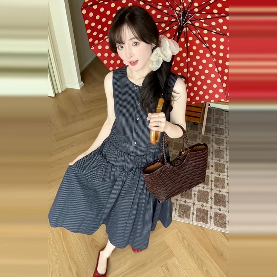 2025新款蓝色背心连衣裙子女2025夏季穿搭新款法式气质高级感长裙