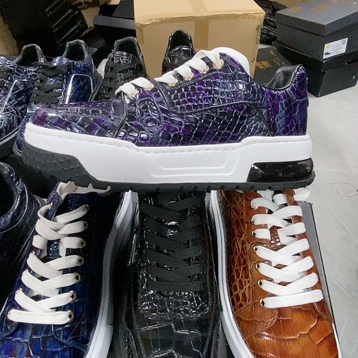姜***和鳄鱼皮（革）紫色鳄鱼皮胖丁休闲鞋