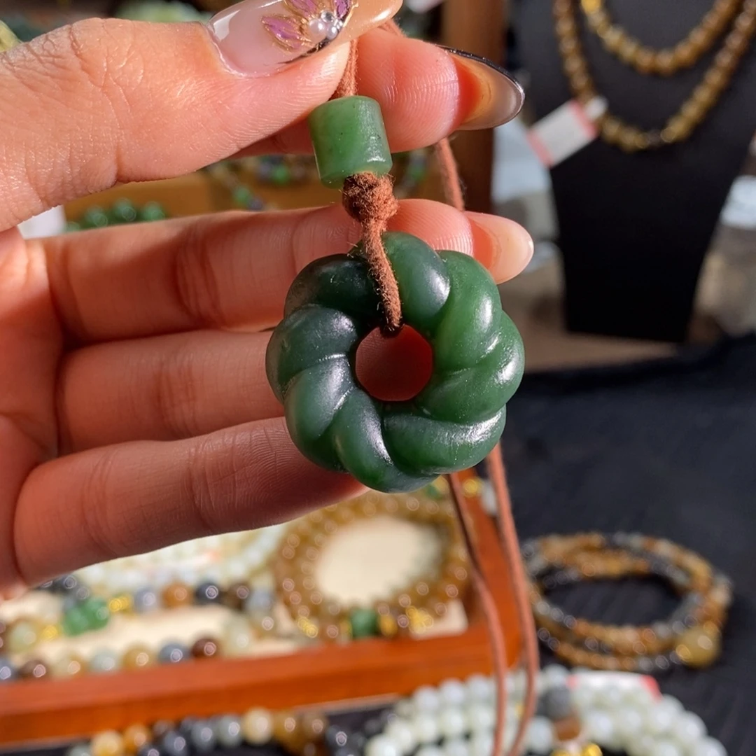 和田玉未镶嵌手链