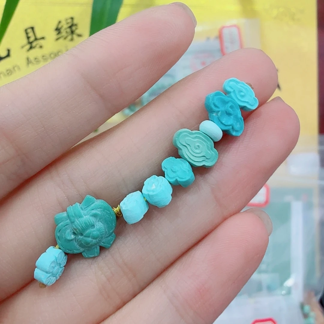 未镶嵌绿松石珠宝奇石