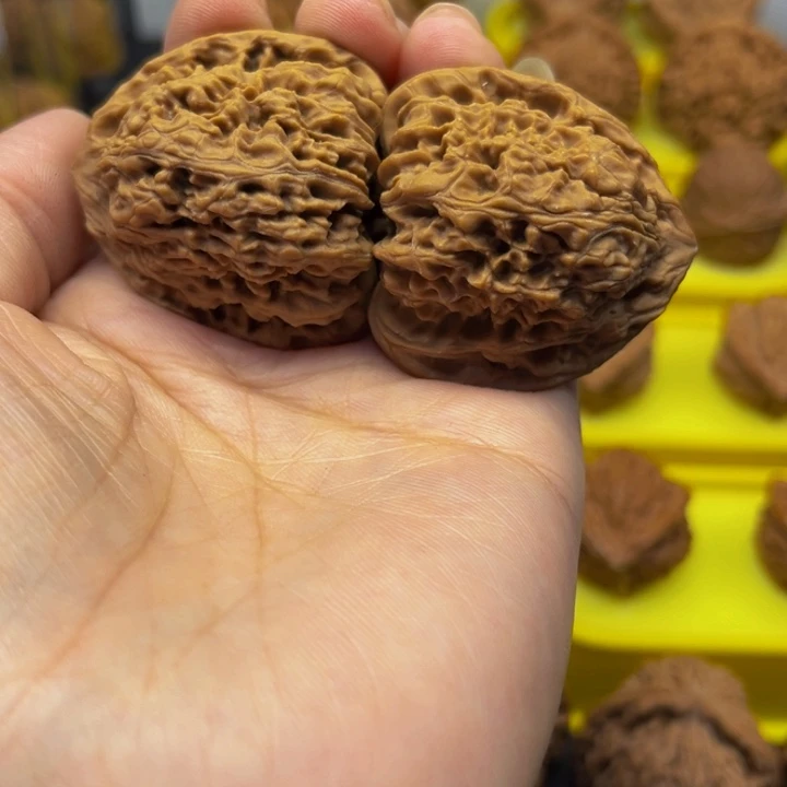 把件文玩核桃雄*