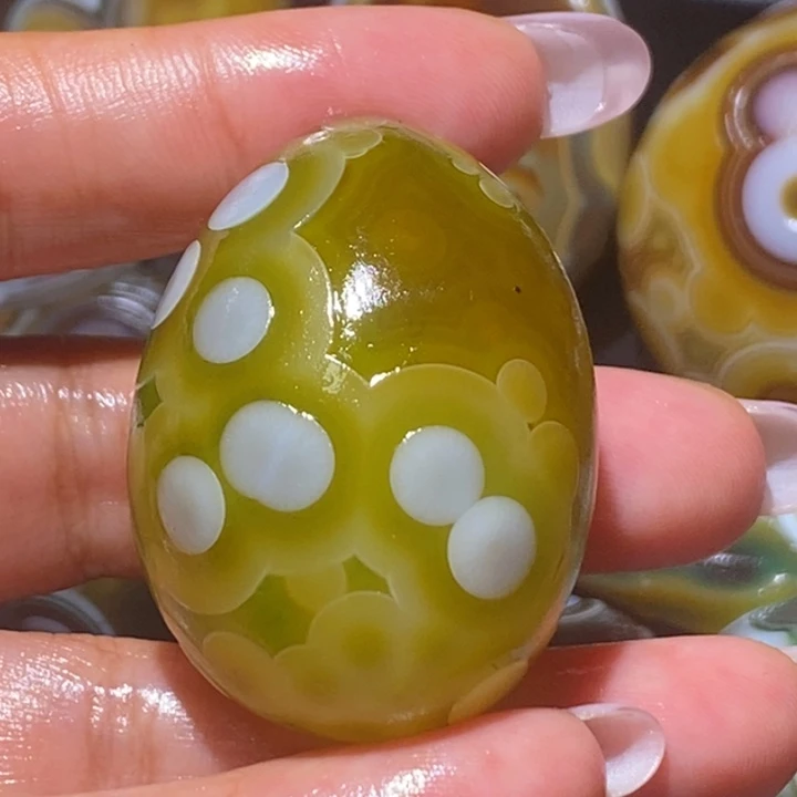 玛瑙/玉髓未镶嵌珠宝奇石57