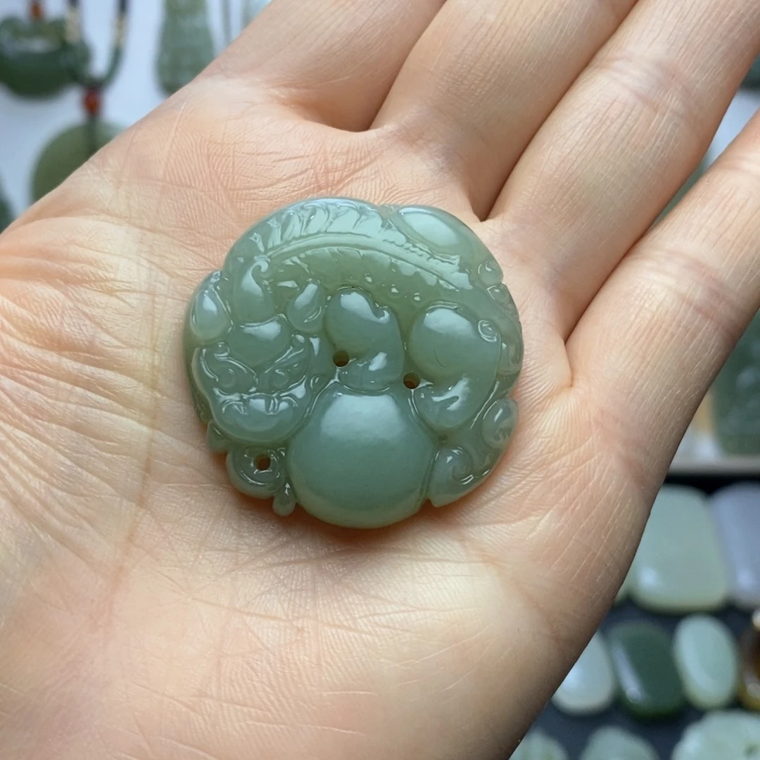 和田玉颈饰未镶嵌有求必应