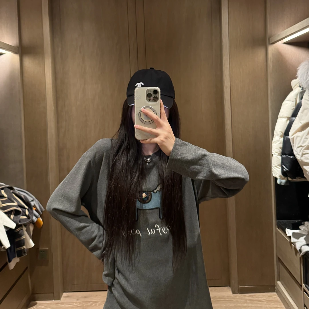 宿慕SUMU 重工刺绣小马加绒上衣11-9冬季2025新款舒适打底衫1683