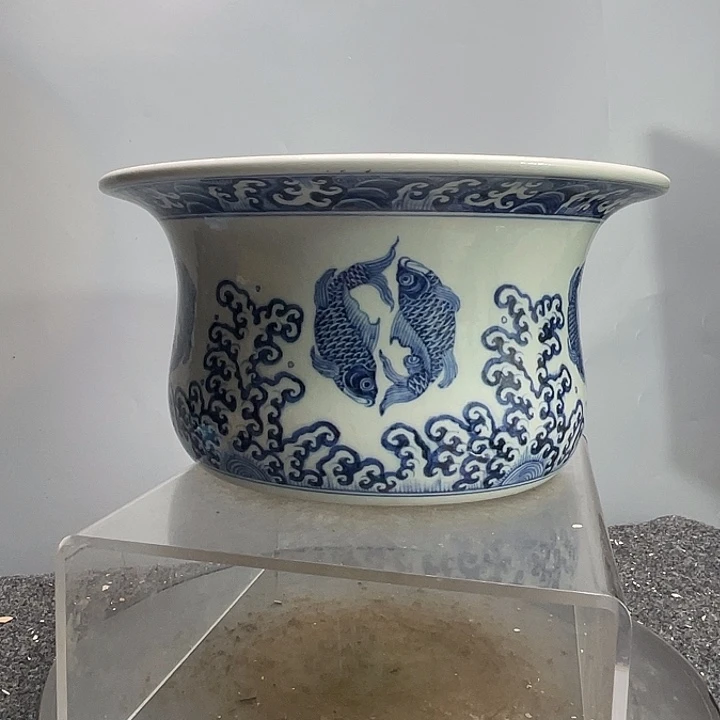 瓷青花鱼澡纹折沿瓶