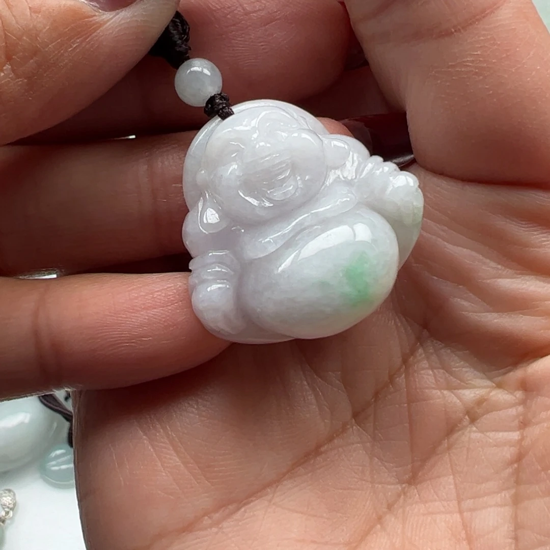 翡翠颈饰未镶嵌27×28.2×12.3