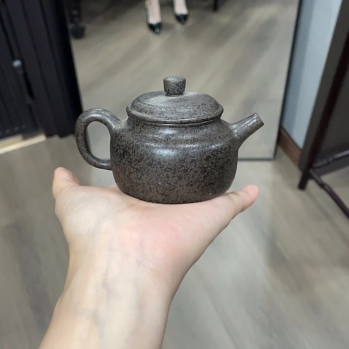 茶壶紫砂全手工打造