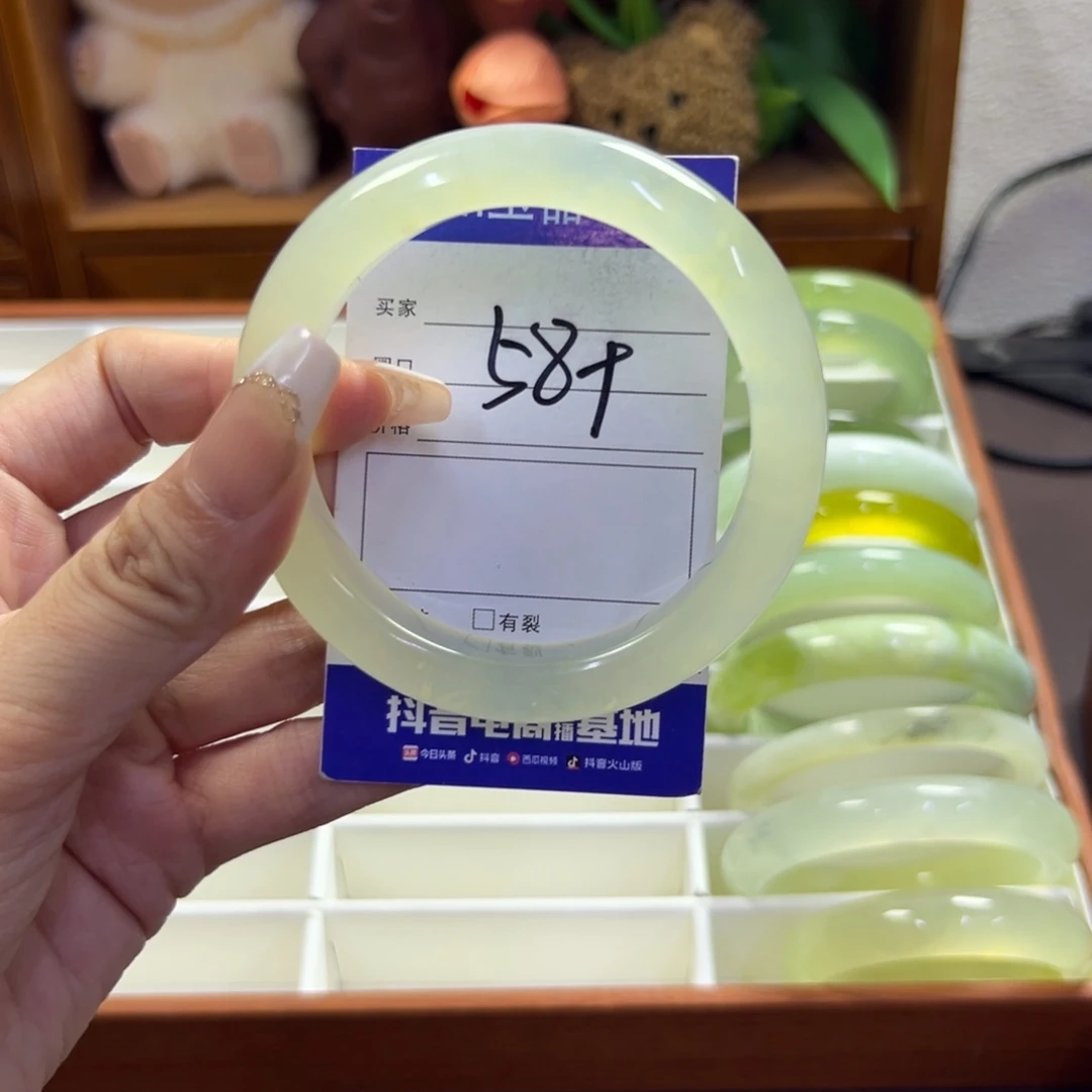 未镶嵌蛇纹石玉手镯413