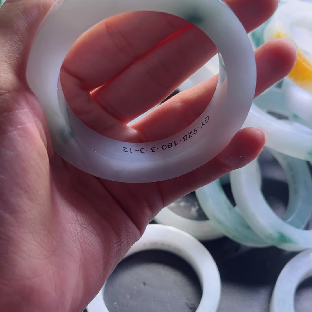 い***δ定制翡翠未镶嵌不退不换