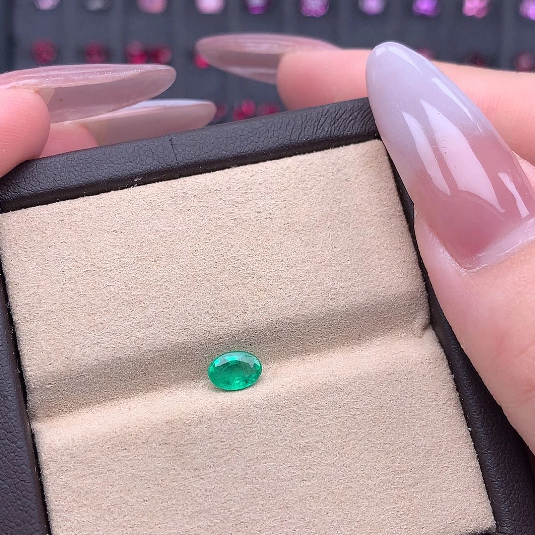 裸石祖母绿45分小精品