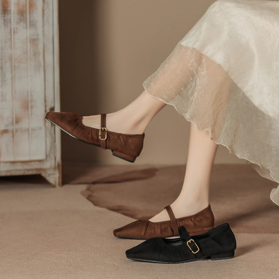 3公分一字带玛丽珍绒面方头浅口单鞋女百搭复古棕奶奶鞋高级感