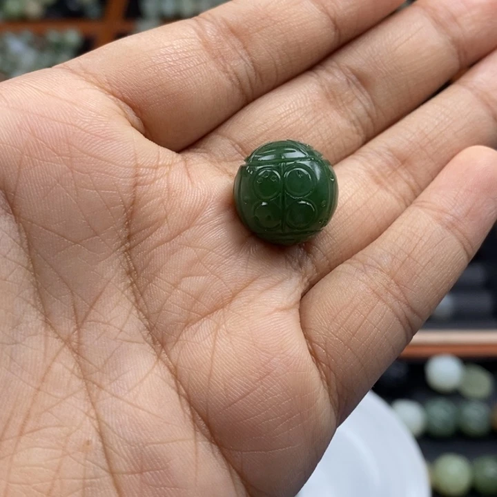 和田玉（糖玉）未镶嵌珠宝半成品