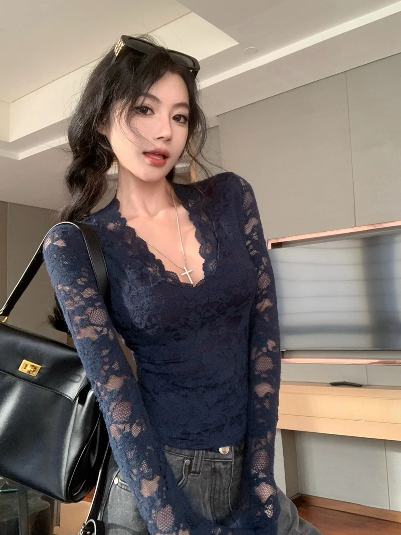 【加绒】纯欲风v领长袖加绒蕾丝衫女秋冬修身内搭打底衫短款上衣