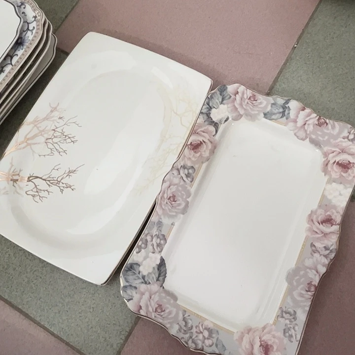 新骨瓷12寸鱼2个微瑕