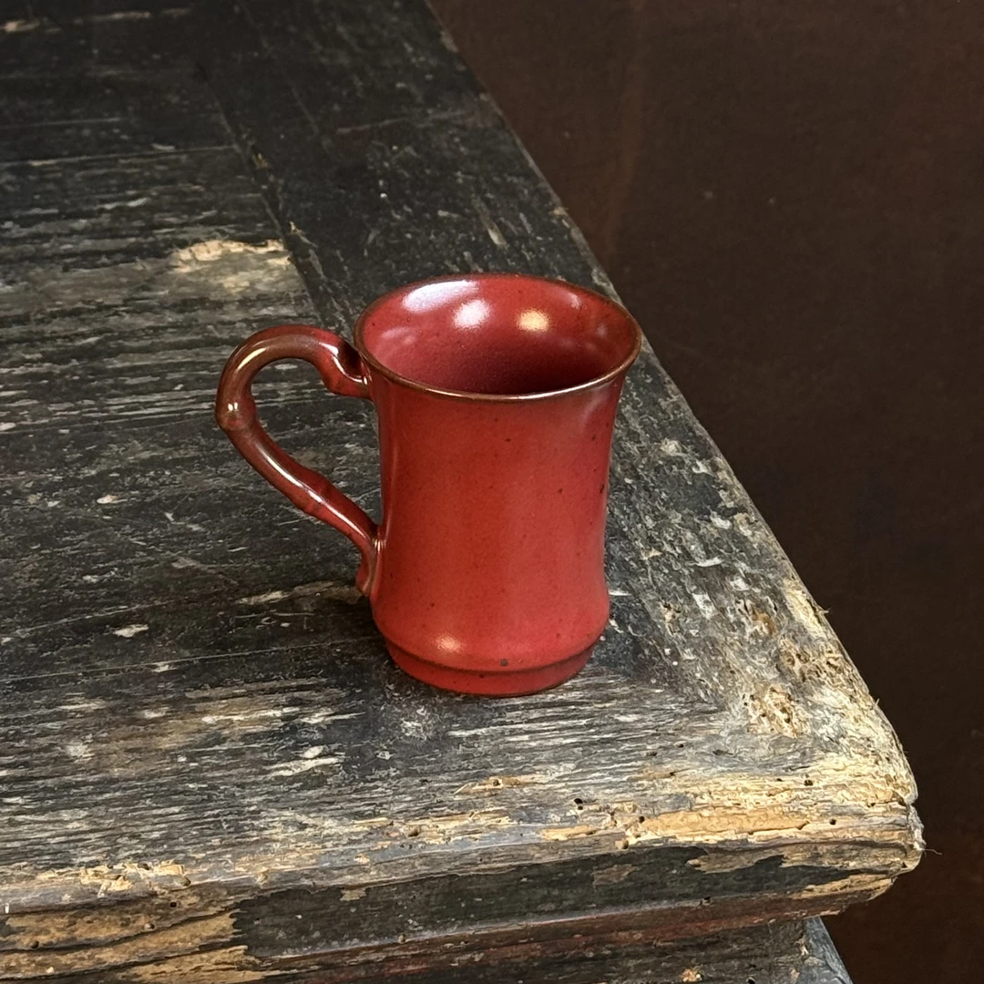 小黑山楂红竹节把手杯原矿老岩泥红色茶杯柴烧家用茶具