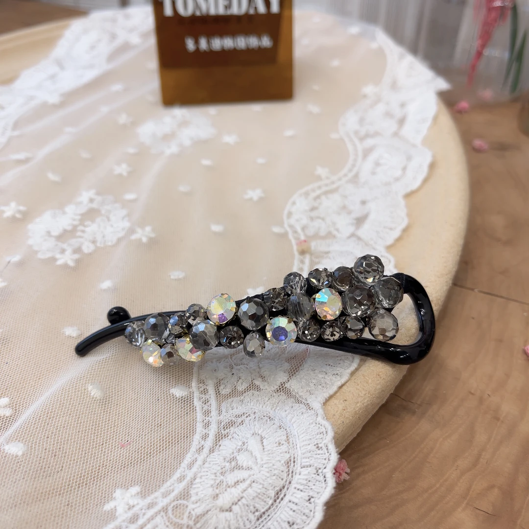 W1421韩系设计轻奢简约气质串珠造型扭扭夹