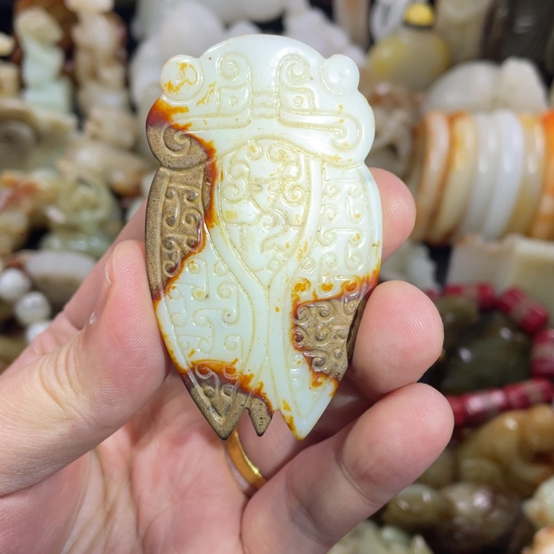 和田玉未镶嵌把件