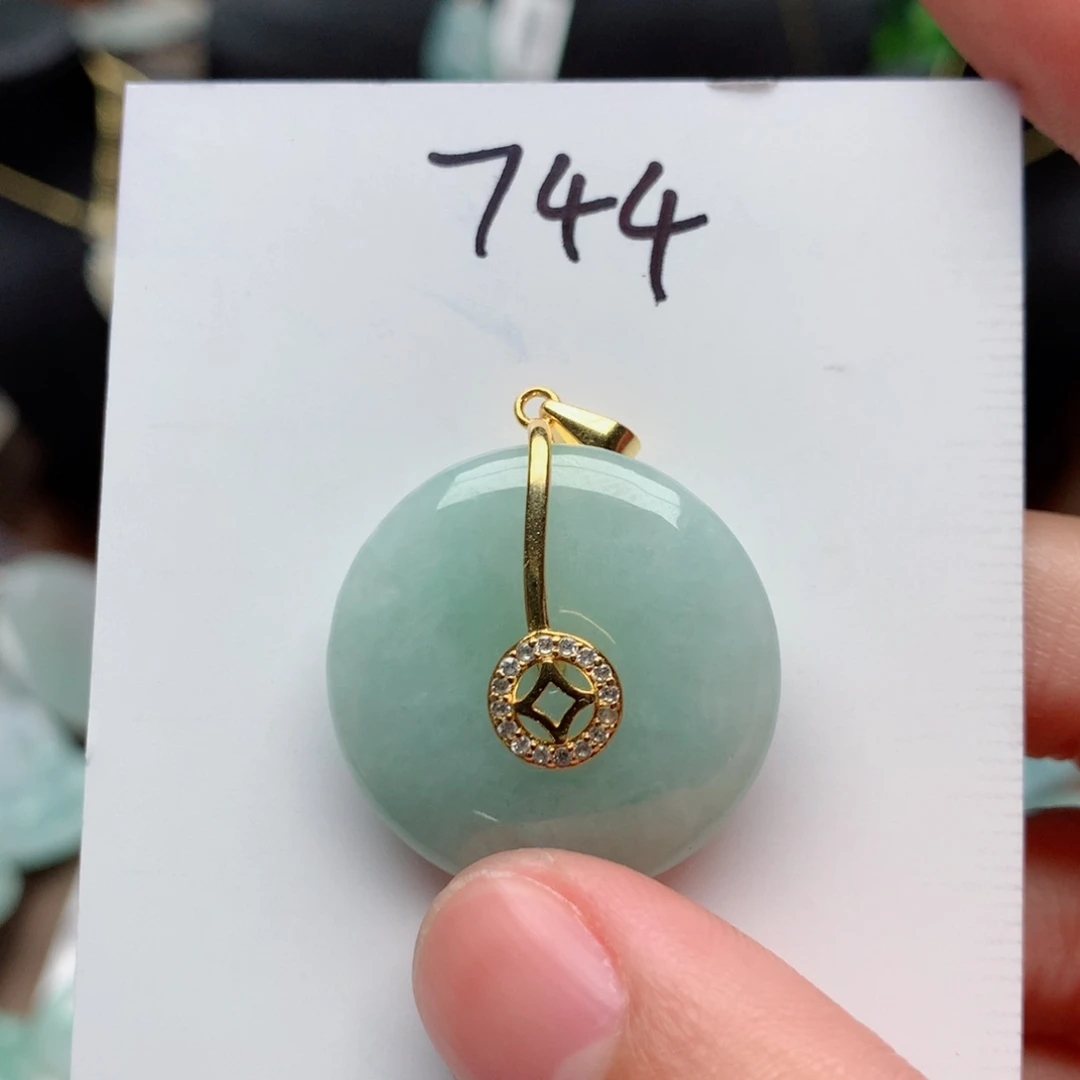 翡翠颈饰银S925镀金镶嵌吊坠