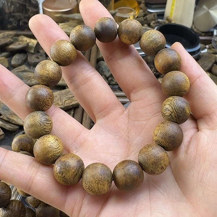 鹤***^沉香沉香碎屑醇化老料红奇楠沉香14克