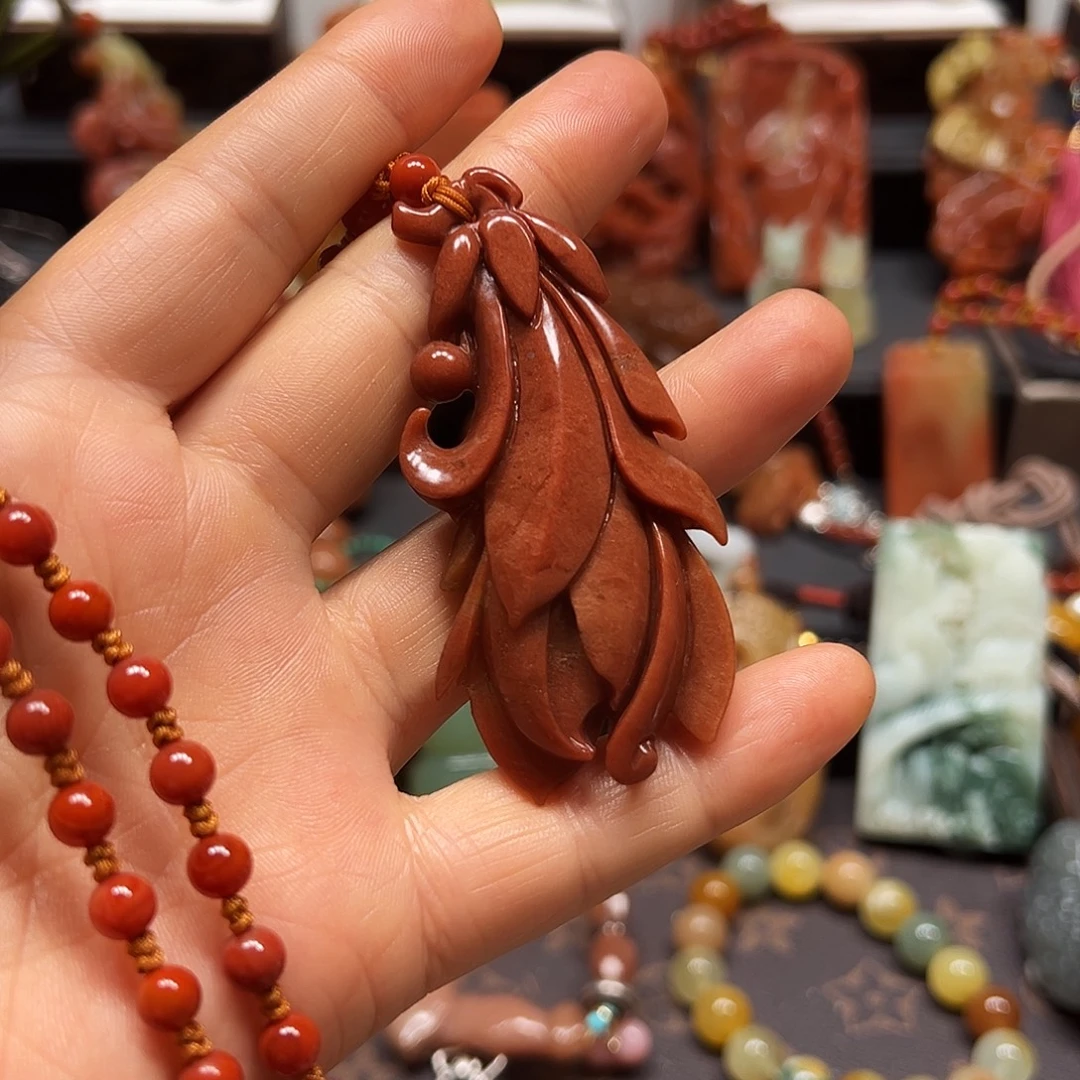 岫玉未镶嵌吊坠，吊坠挂件