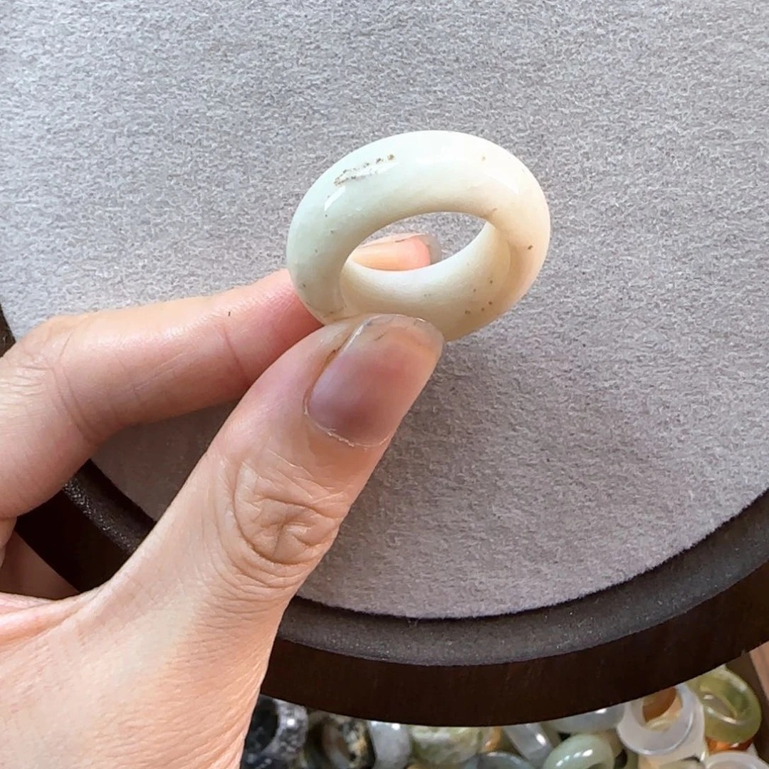 蛇纹石玉未镶嵌戒指18-19码