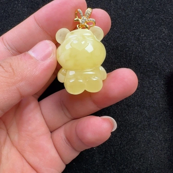 蜜蜡未镶嵌珠宝奇石