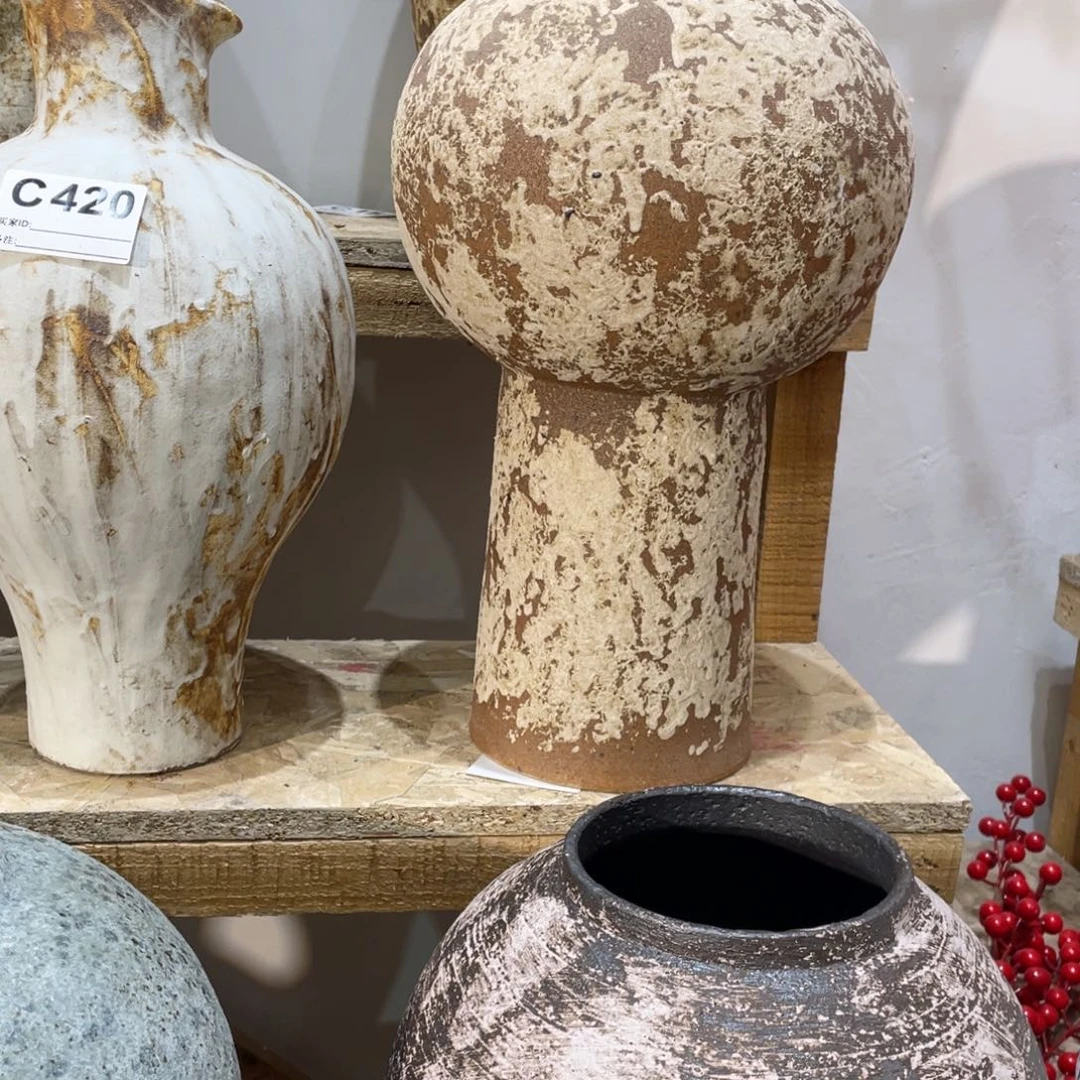 白泥花瓶景德镇陶瓷艺术研究院