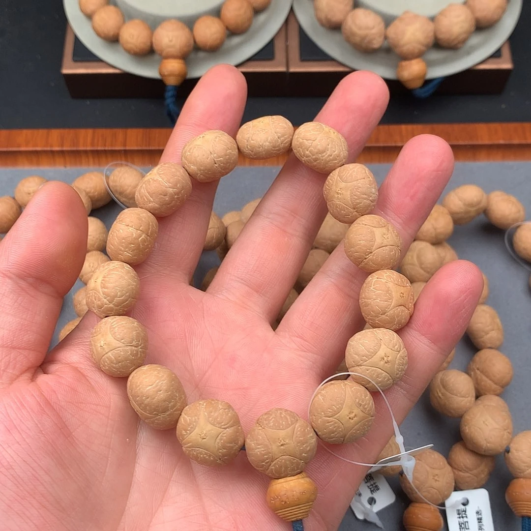 凤眼菩提吊坠16.5mm麒麟手串