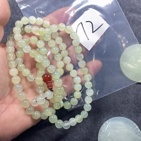 未镶嵌蛇纹石玉手链