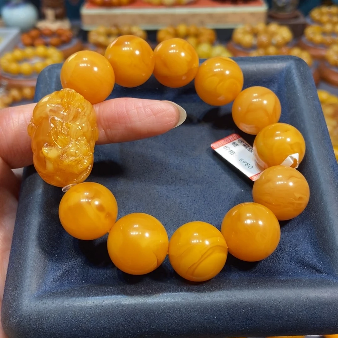 琥珀未镶嵌手链蜜蜡