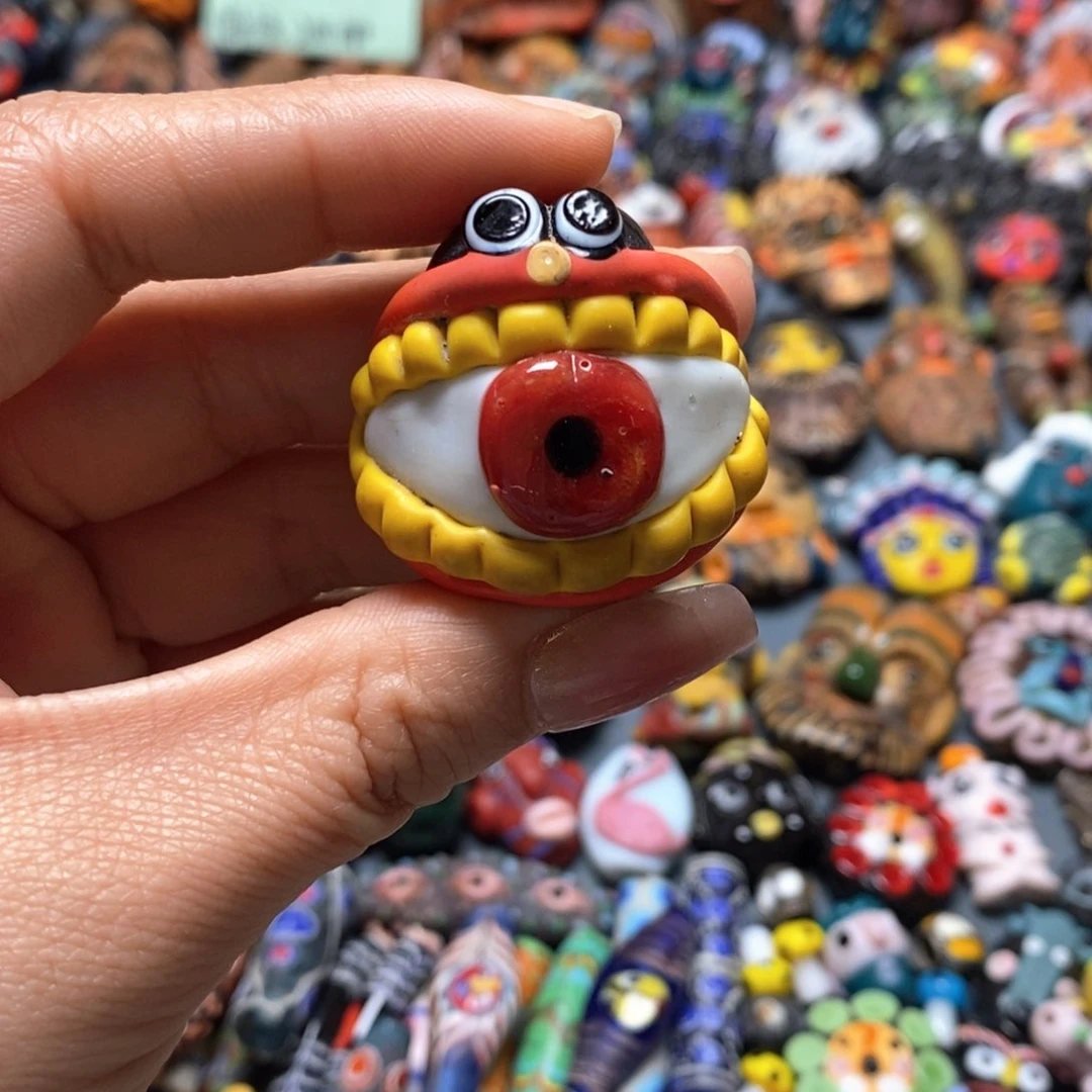 琉璃颈饰印度尼西亚大嘴