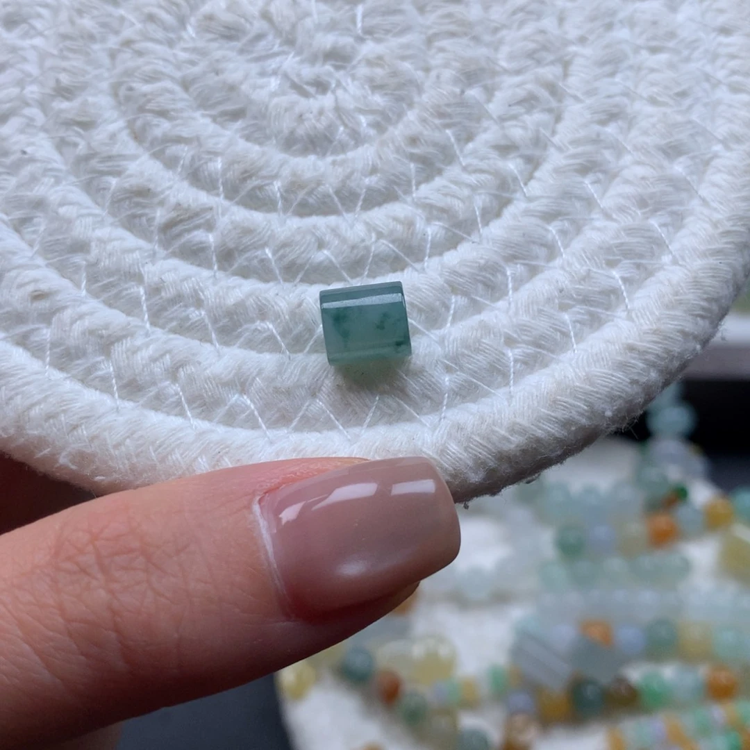 散珠翡翠y****耶天然翡翠3182