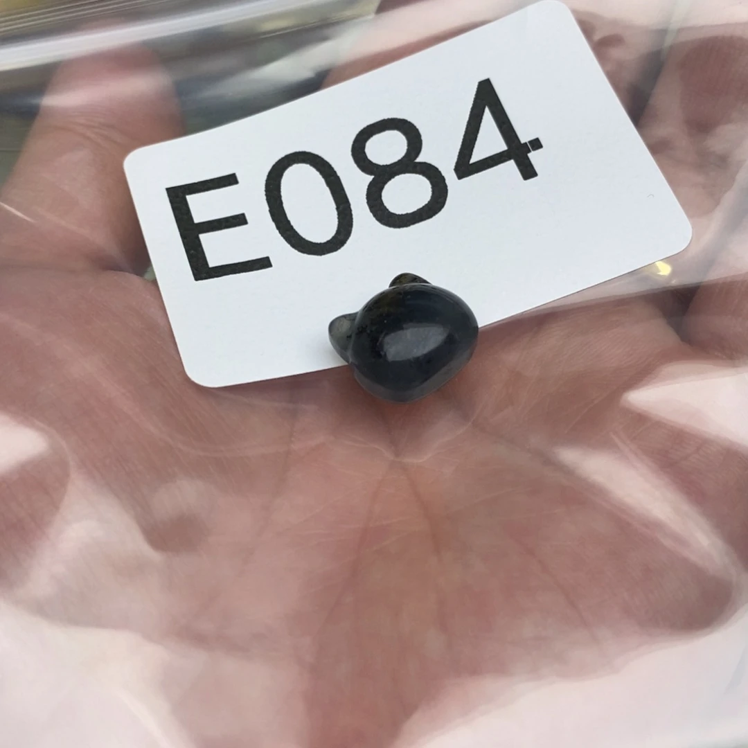 岫玉纯天然岫玉孤品瑕疵不退不换未镶嵌