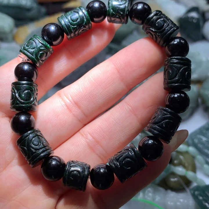 翡翠未镶嵌颈饰保真天然A货翡翠