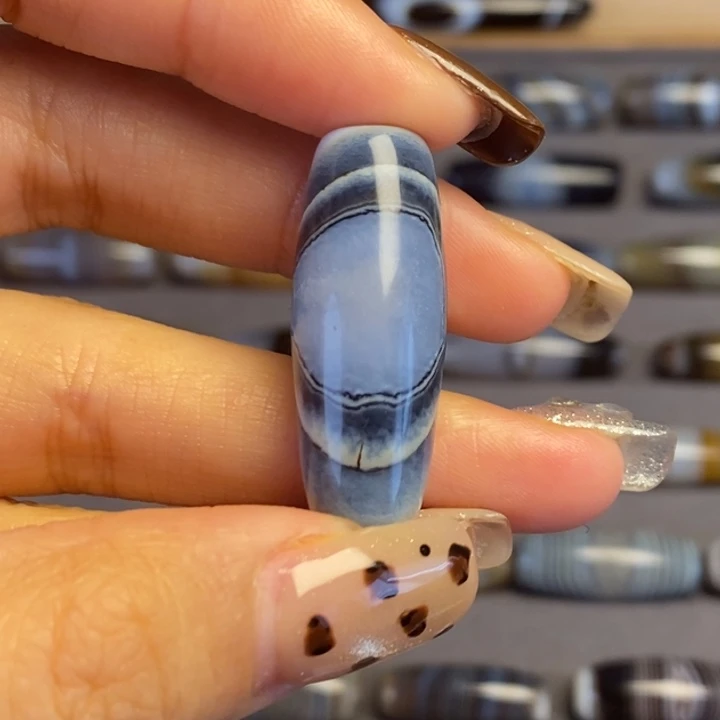 玛瑙/玉髓合金藏风蓝沁海浪花