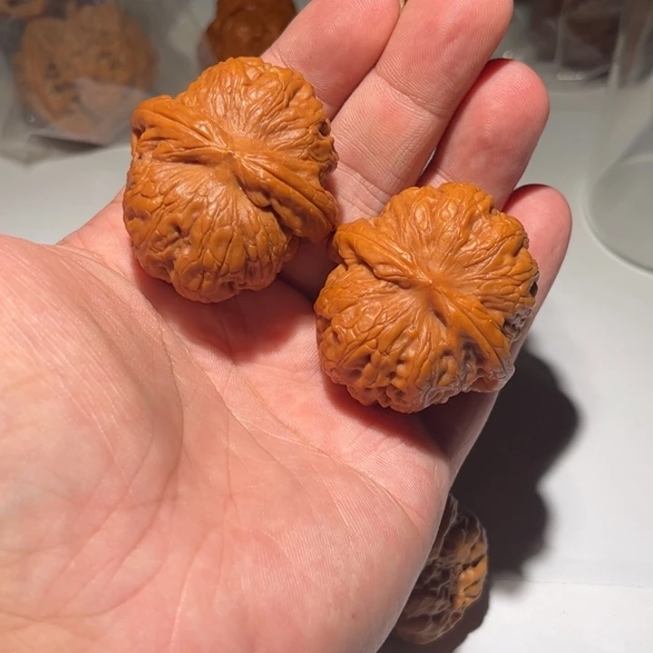晚***.吊坠文玩核桃狮子头核桃