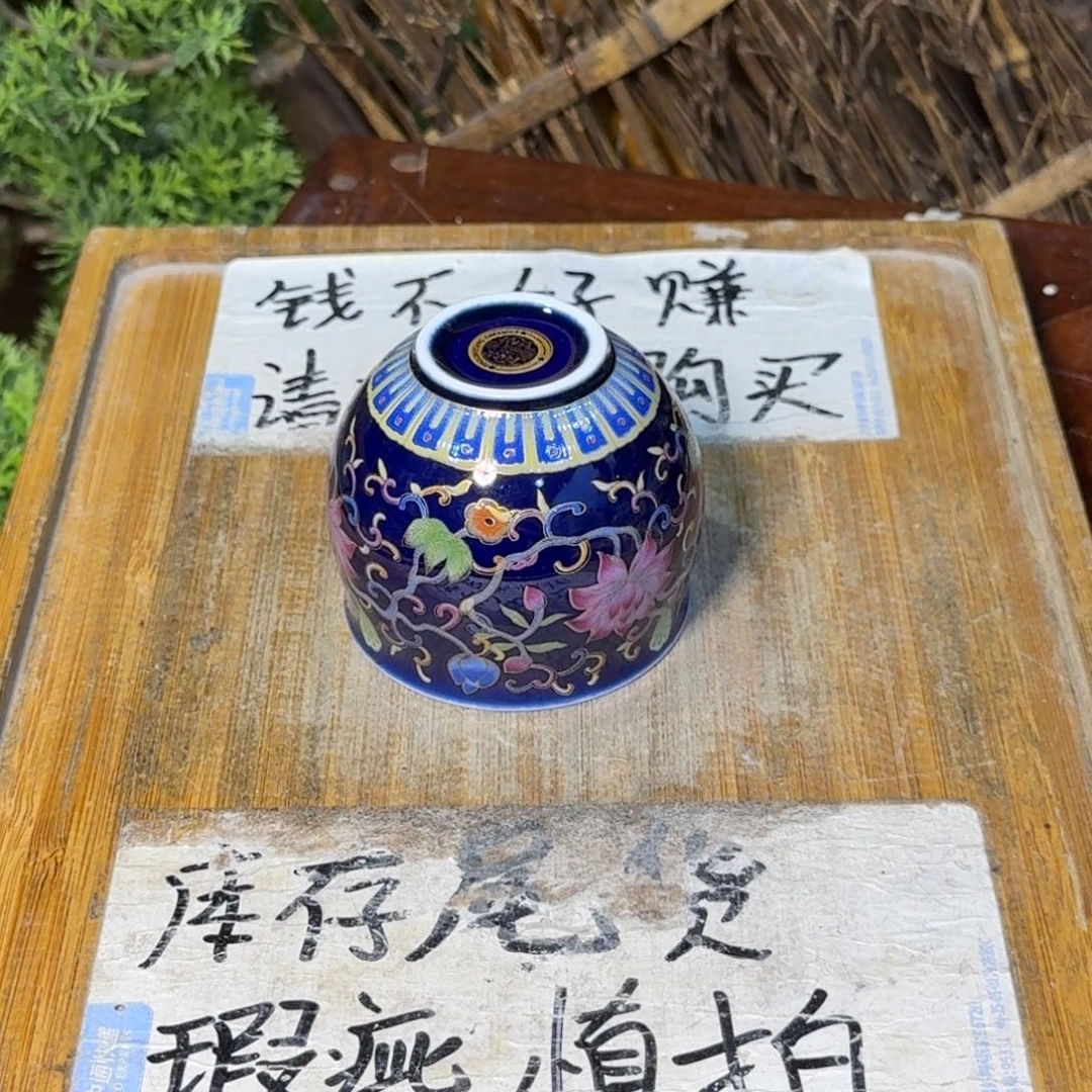 微瑕疵介意勿拍陶瓷器皿M404