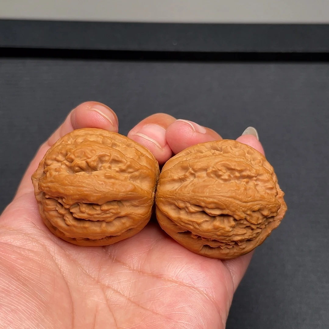 把件猴头核桃38×40全品白茬霸王龙XM1029