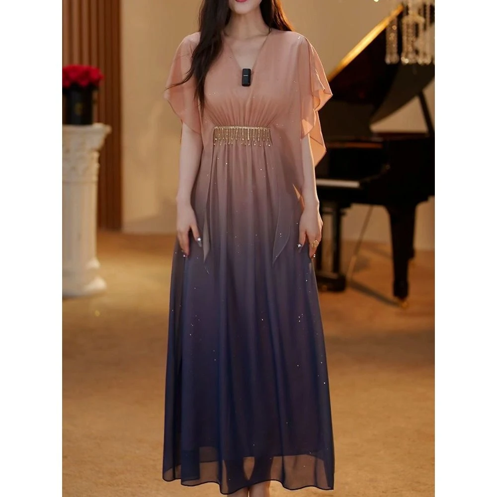 高贵大气别致收腰A字裙2025夏季新款时尚洋气别致V领长裙大码女装