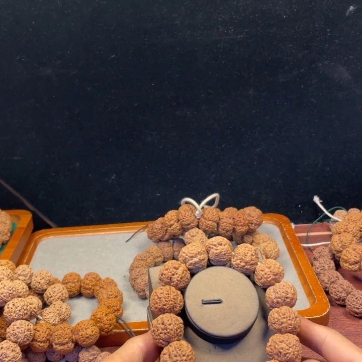 金刚菩提吊坠蜂窝