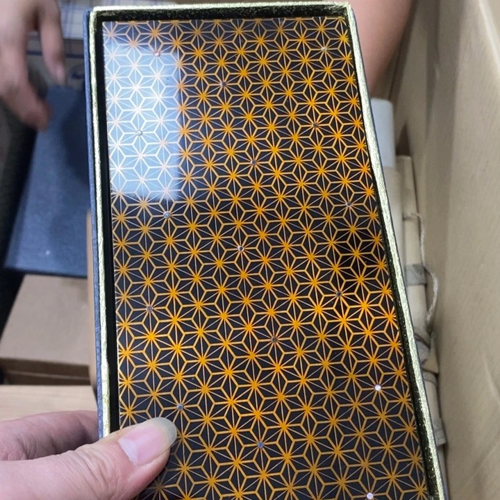 中古品有微瑕,谨慎入手
