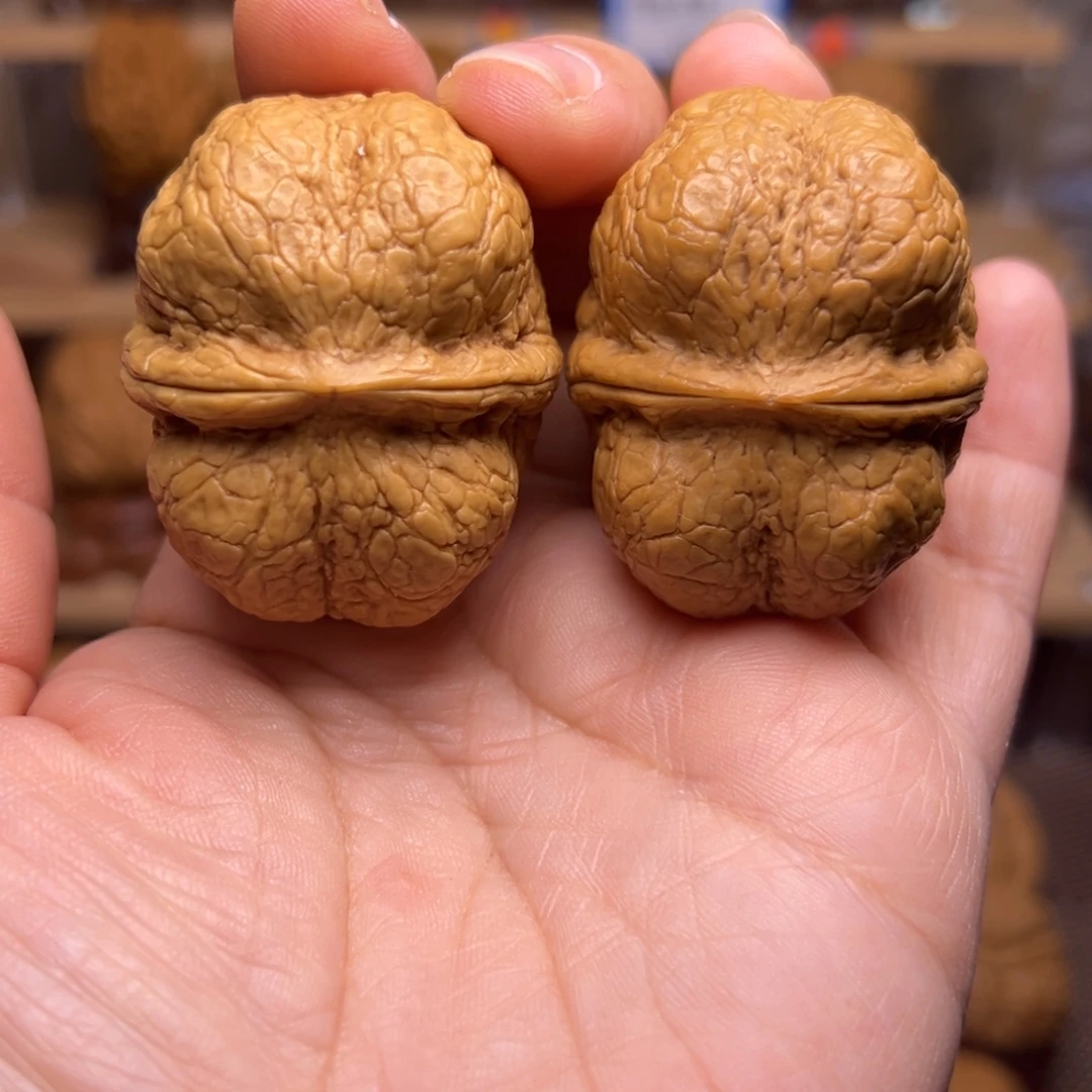 把件文玩核桃37w老树方尊45尺