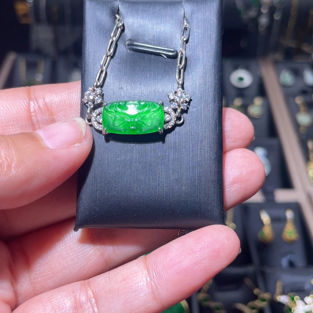 翡翠银S925镶嵌颈饰