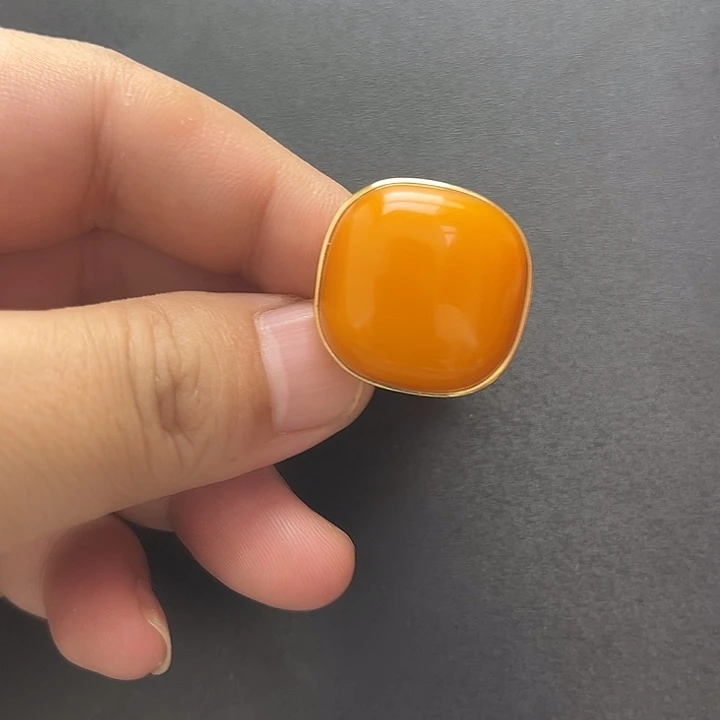 琥珀未镶嵌裸石戒指