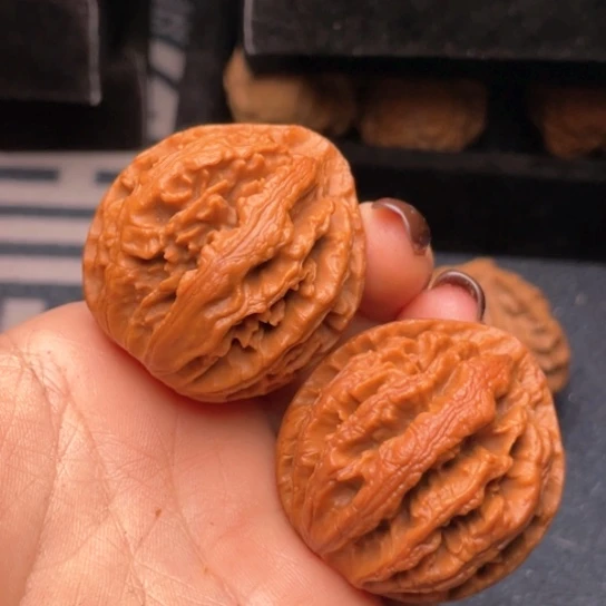 吊坠桃核用****9秦岭核桃30