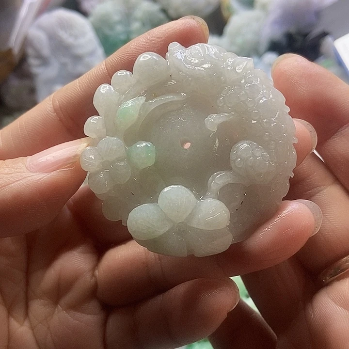 翡翠未镶嵌颈饰天然翡翠