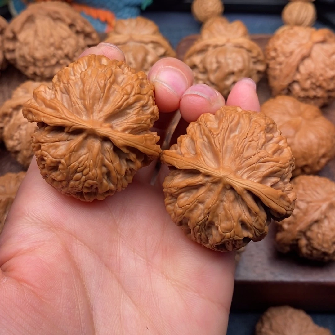 文玩核桃把件42.5精品苹果园